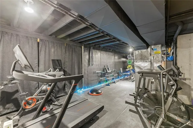 $548,000 | 13716 West 75th Terrace, Lenexa, KS 66216