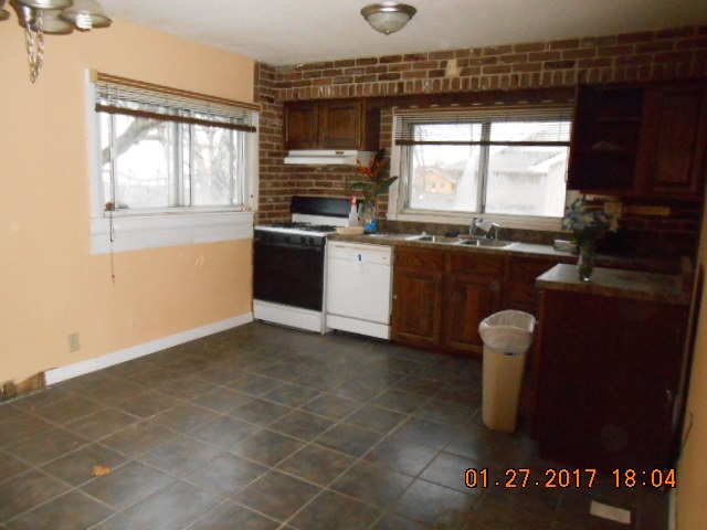 10808 Tonkel Road Fort Wayne, IN 46845 - Photo 5 of 11 Gallery Image 5