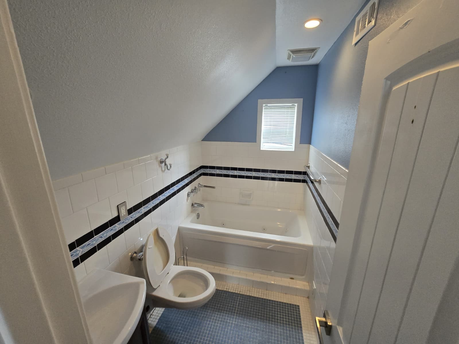 9954 Genard Road Houston, TX 77041 - Photo 14 of 39