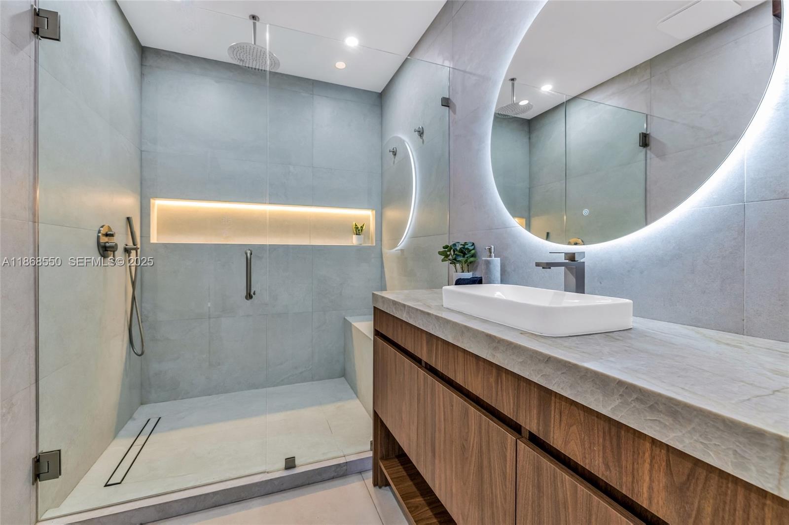 141 Southwest 23rd Road Miami, FL 33129 - Photo 13 of 32