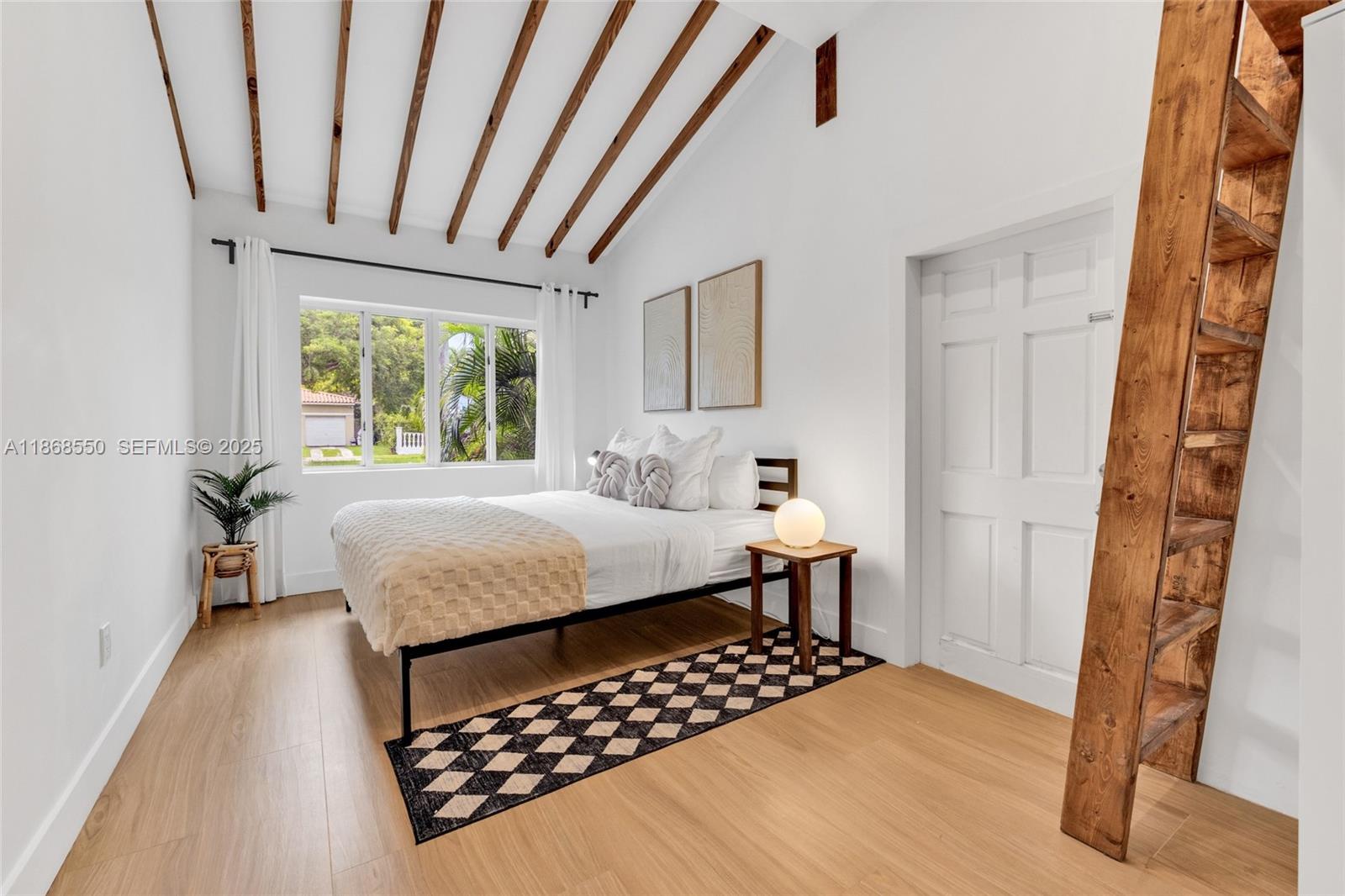 141 Southwest 23rd Road Miami, FL 33129 - Photo 14 of 32