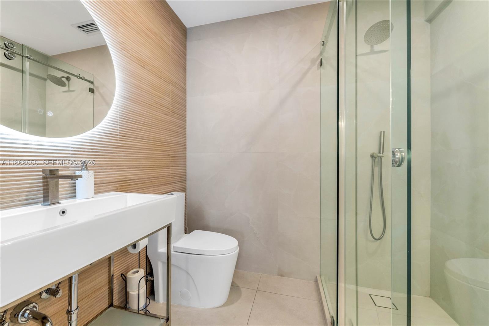 141 Southwest 23rd Road Miami, FL 33129 - Photo 16 of 32