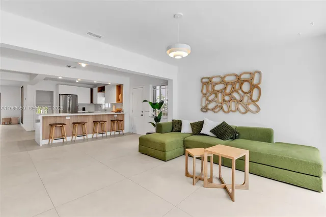 $12,000 | 141 Southwest 23rd Road, Miami, FL 33129