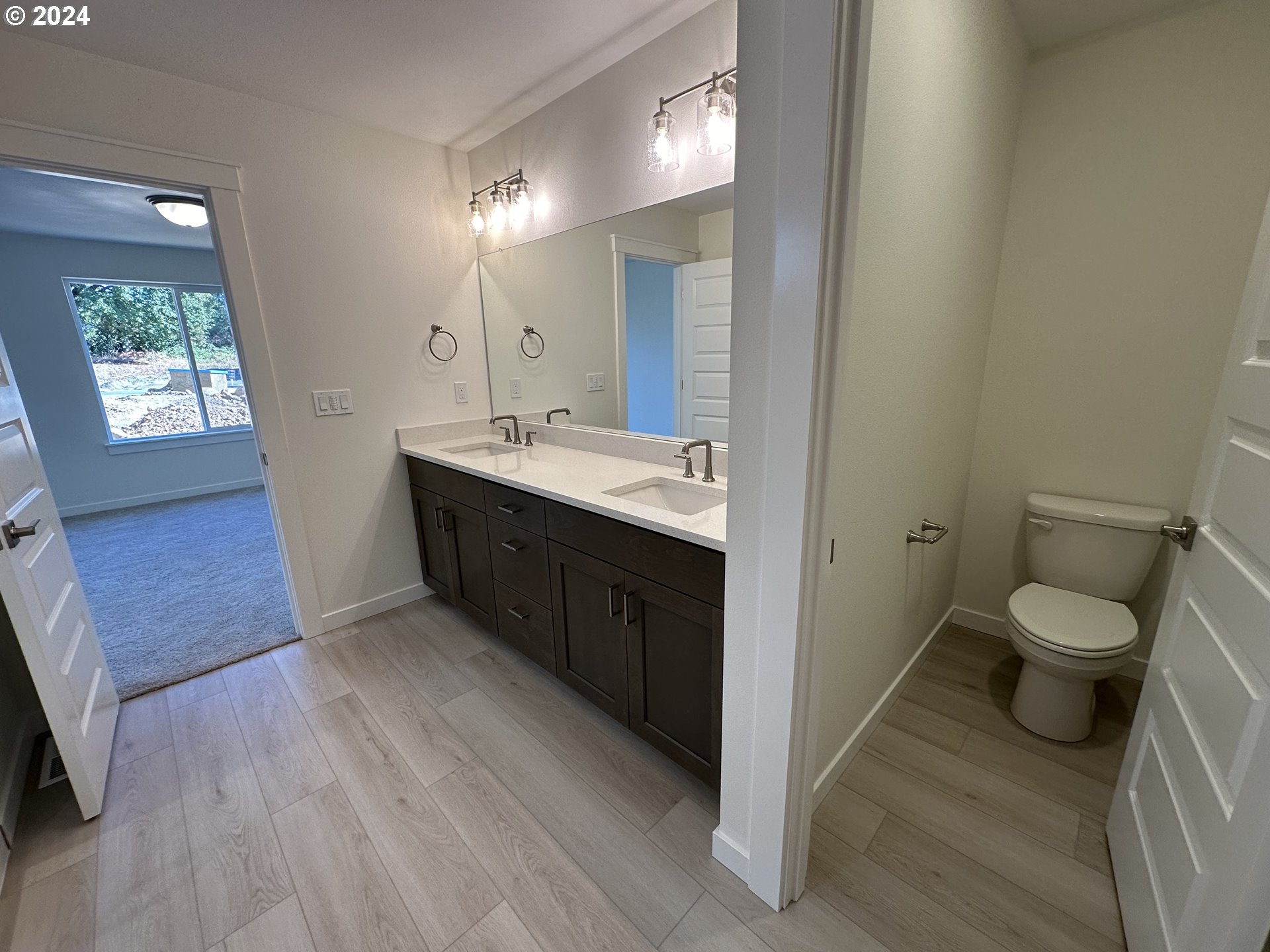 12300 Southwest Trask Street Beaverton, OR 97007 - Photo 29 of 37 Bathroom, Attached