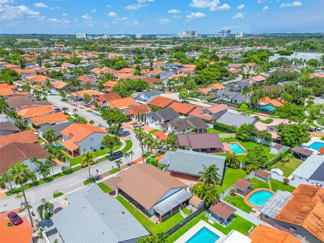 $749,900 | 2671 Southwest 99th Court, Miami, FL 33165