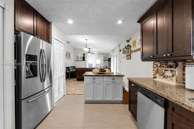 $749,900 | 2671 Southwest 99th Court, Miami, FL 33165