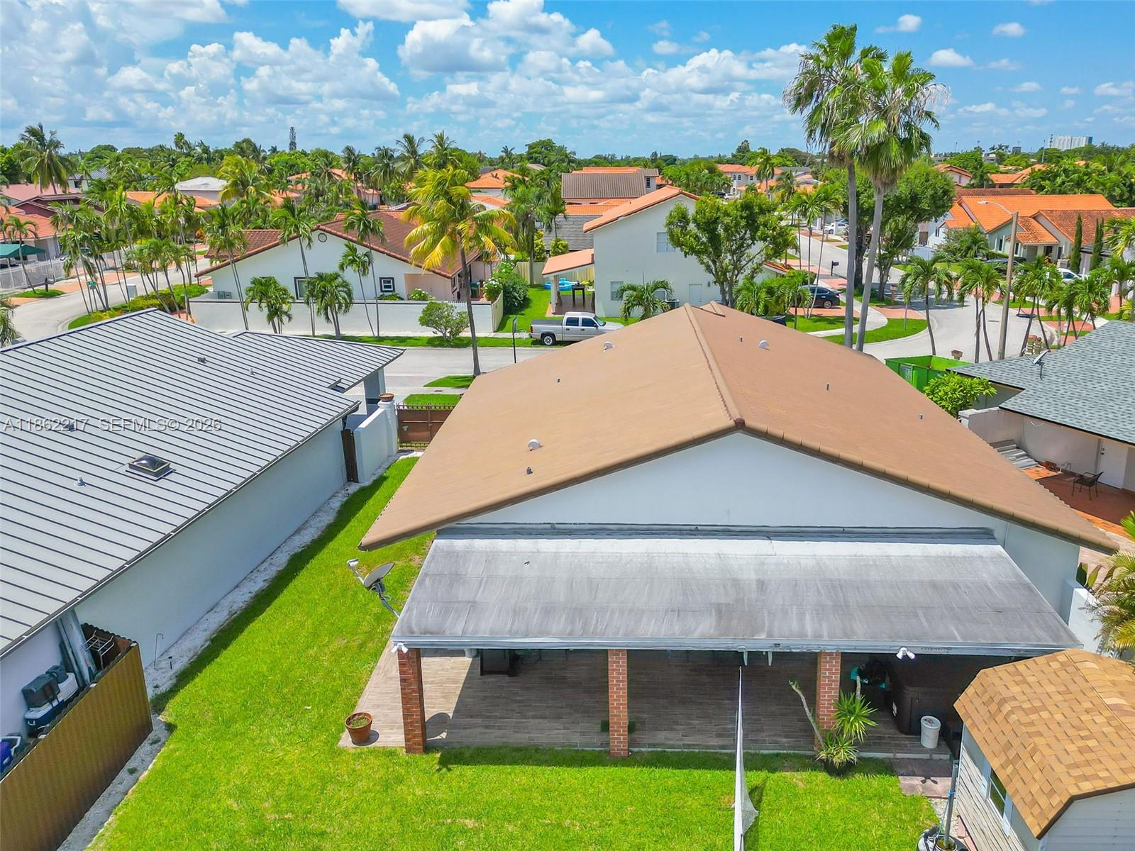 2671 Southwest 99th Court Miami, FL 33165 - Photo 3 of 42