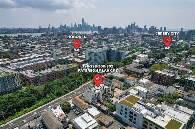 298 Paterson Plank Road Jersey City, NJ 07307 - Photo 12 of 13 a city view