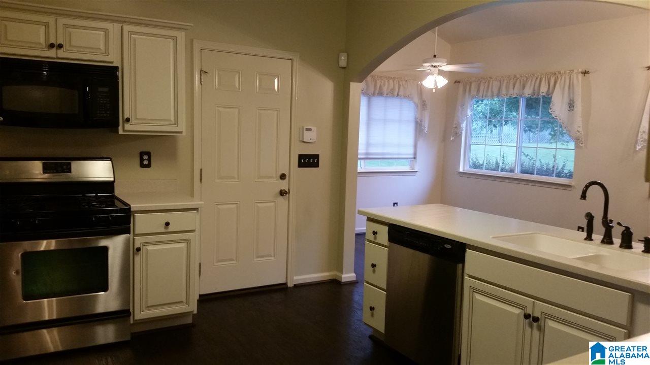 121 Heather Way, Unit 18 Pelham, AL 35124 - Photo 2 of 47