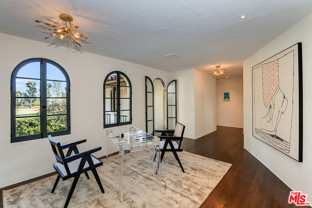 501 Wilcox Avenue Los Angeles, CA 90004 - Photo 22 of 25