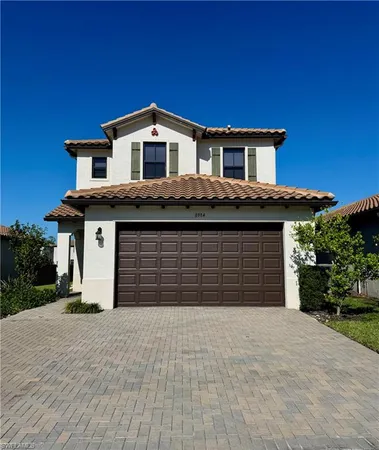 $3,000 | 8984 Madrid Circle, Naples, FL 34104