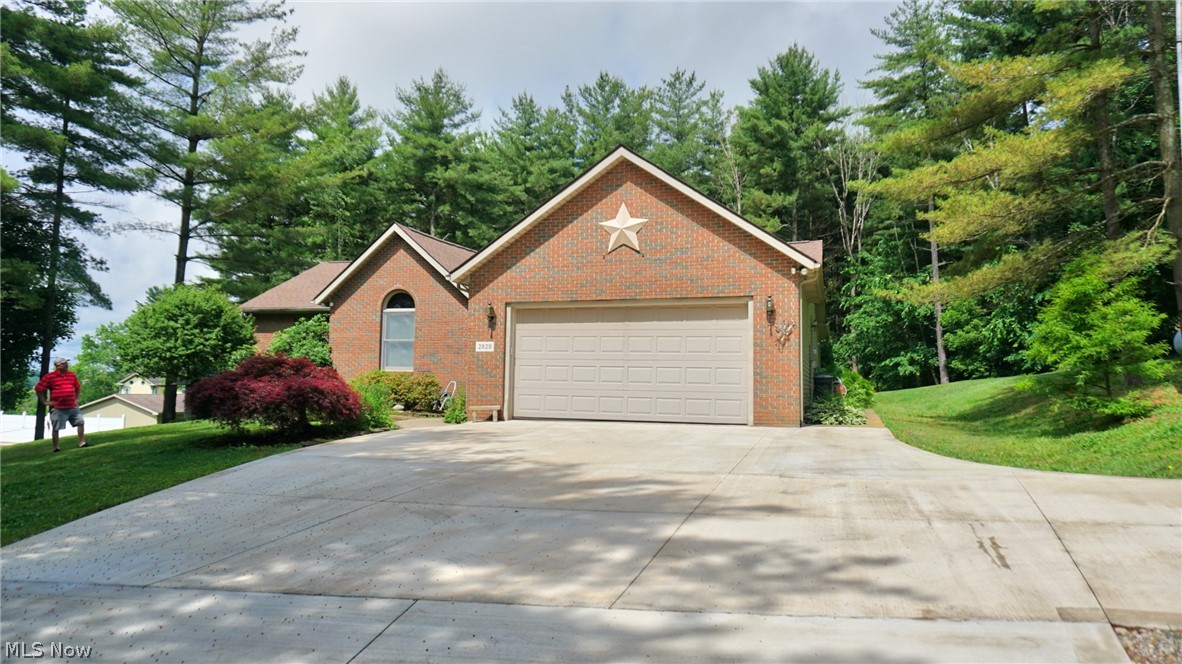 2829 Best Road Cambridge, OH 43725 - Photo 2 of 22