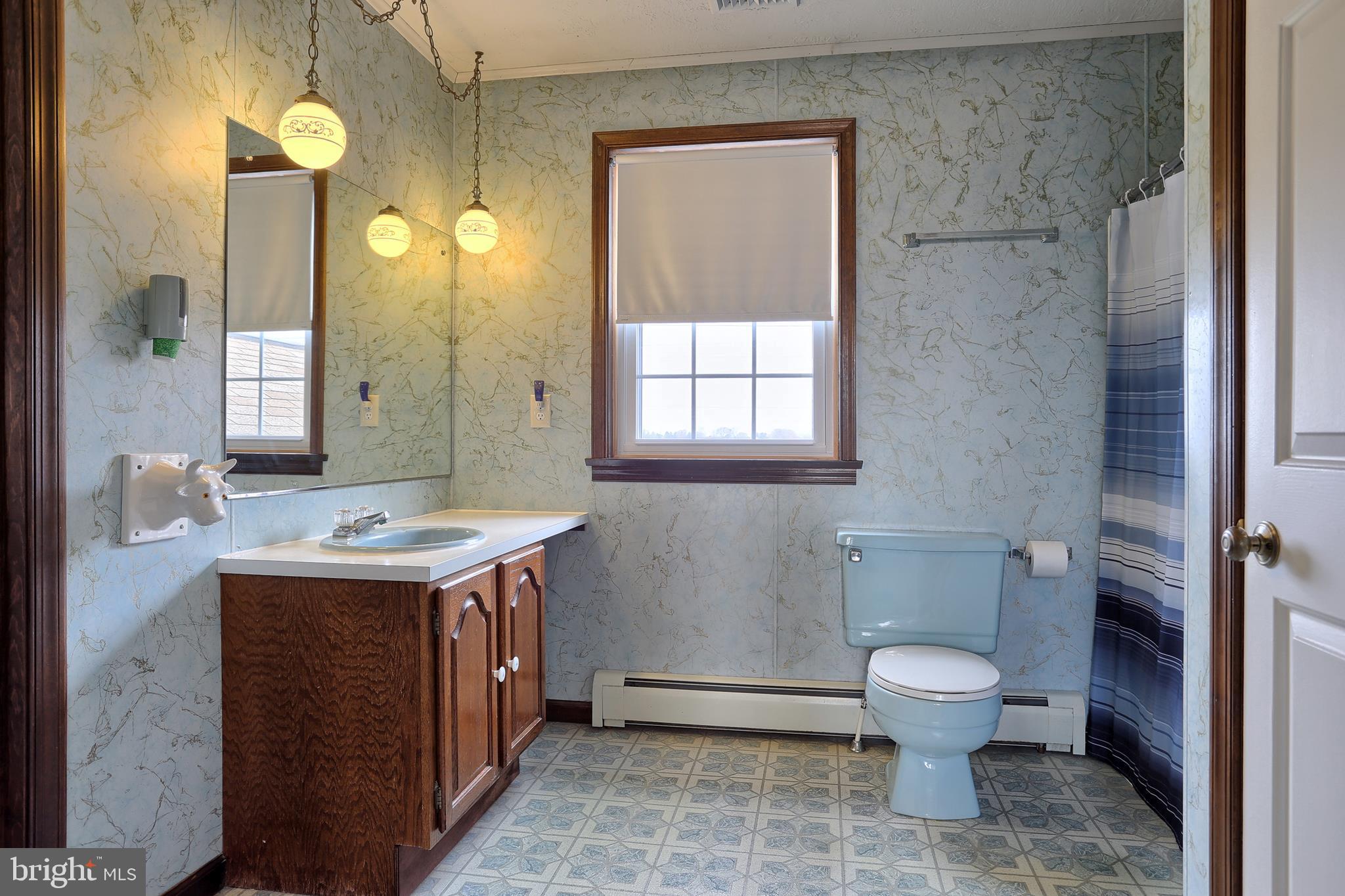 549 Mine Road Lebanon, PA 17042 - Photo 25 of 40 Main upstairs bathroom