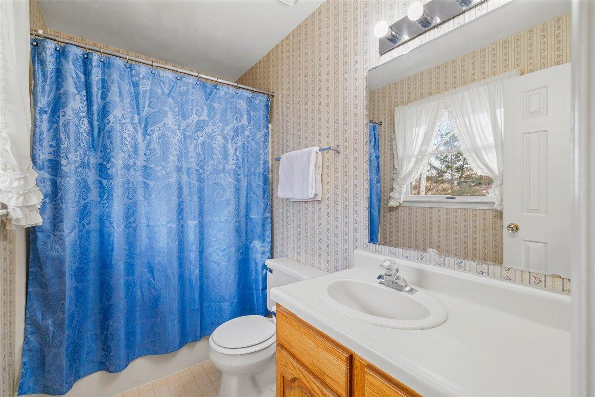 4935 Merriman Road Roanoke, VA 24018 - Photo 12 of 25 11-Interior-4
