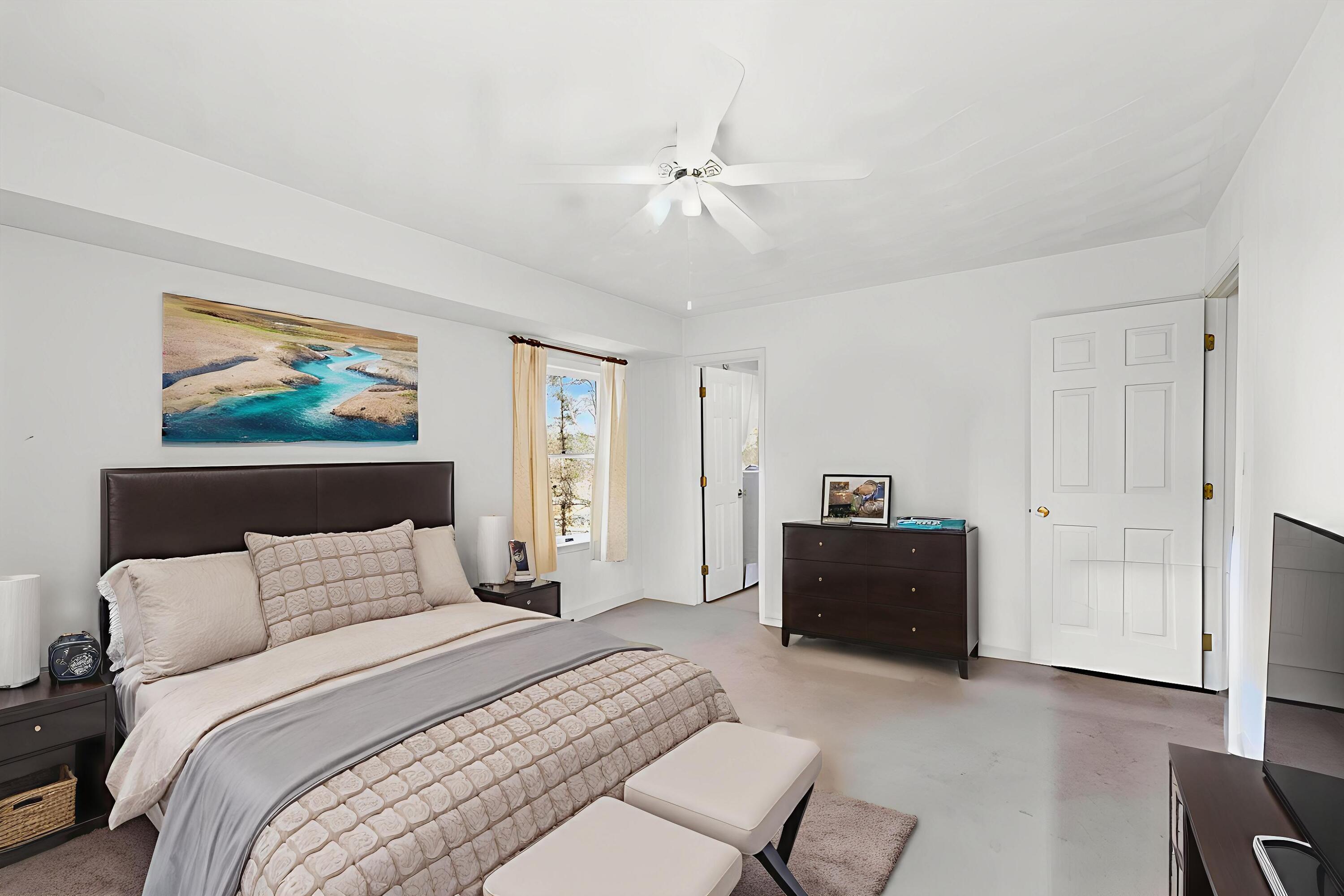 4935 Merriman Road Roanoke, VA 24018 - Photo 6 of 25 05-Interior-3 - Bedroom - Standard - 17