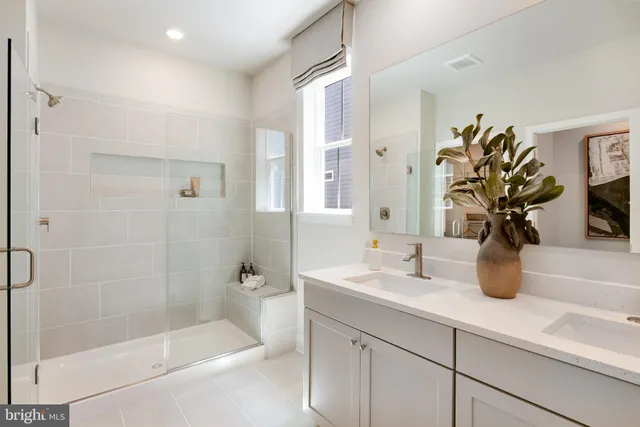 $645,000 | 36524 Burleson Drive, Frankford, DE 19945