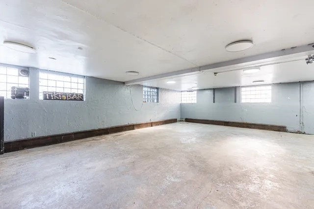 $549,000 | 919 Greenbrier Road, DeKalb, IL 60115