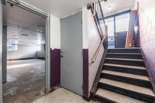 $549,000 | 919 Greenbrier Road, DeKalb, IL 60115