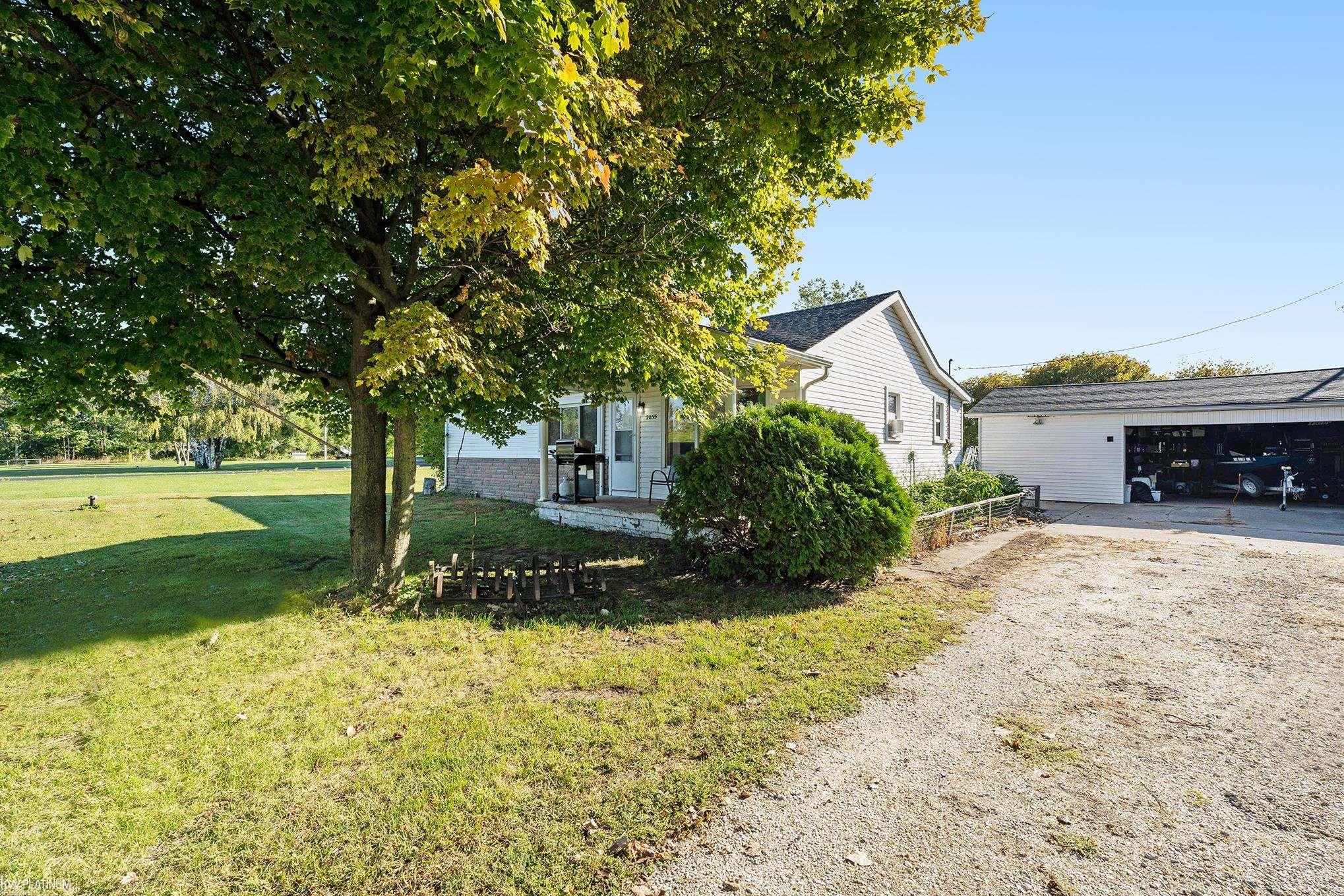 7035 Marsh Road Marine City, MI 48039 - Photo 20 of 32 50092209-32.JPG