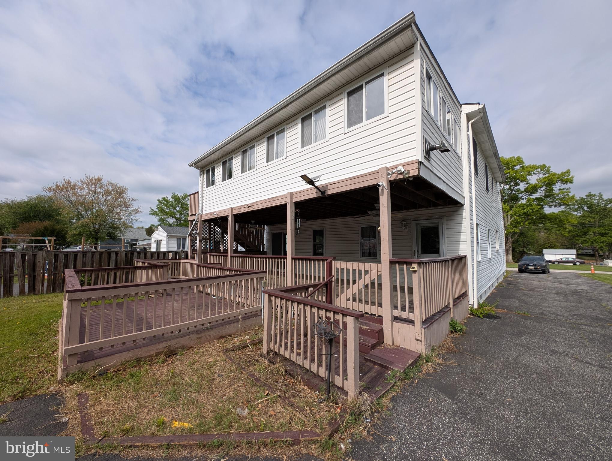 322 Worton Road Baltimore, MD 21221 - Photo 4 of 24