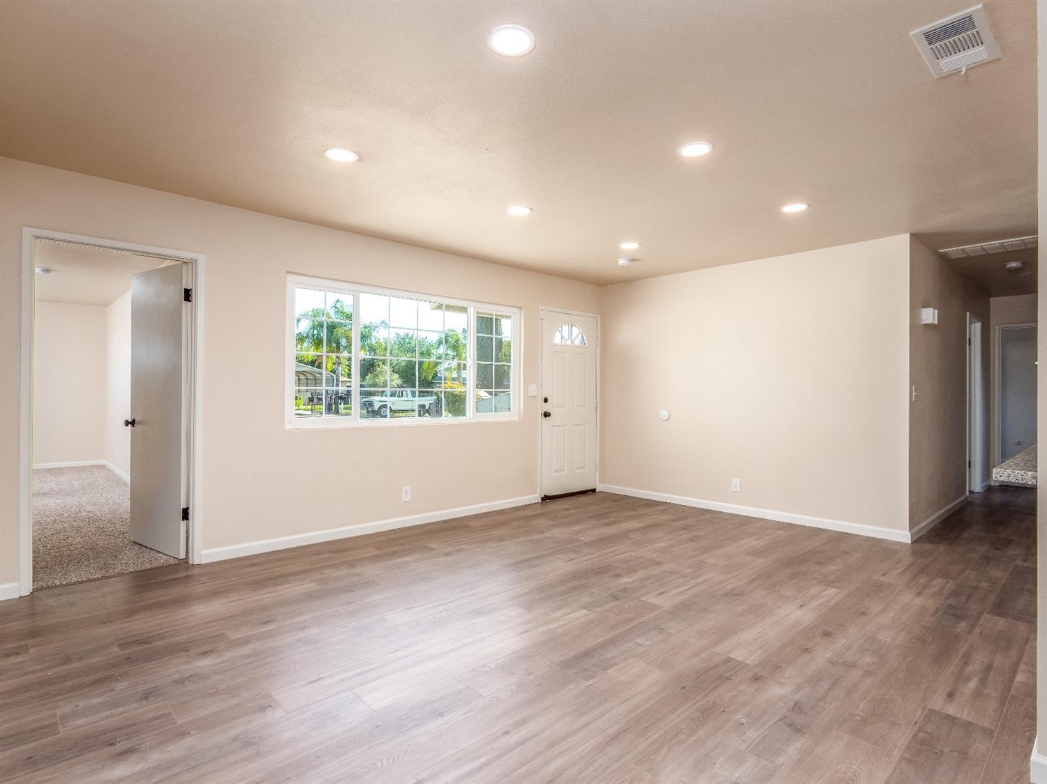 27417 Perkins Road Madera, CA 93637 - Photo 6 of 22 Gallery Image 6