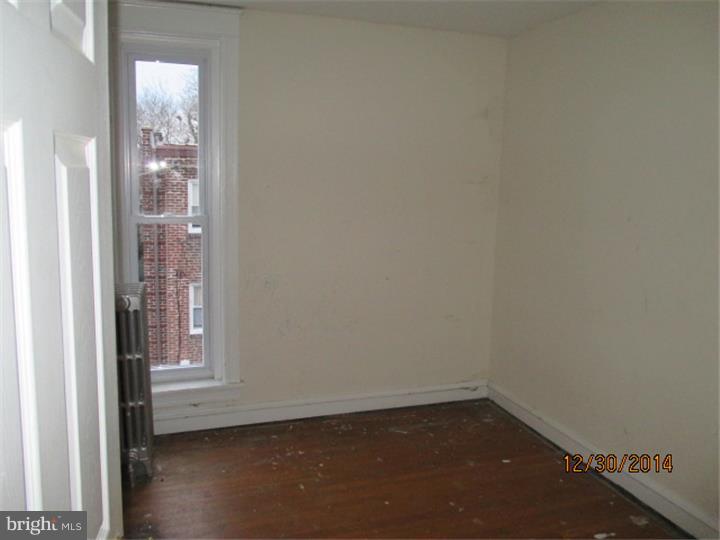 446 Hampden Road Upper Darby, PA 19082 - Photo 10 of 15 Bedroom 3