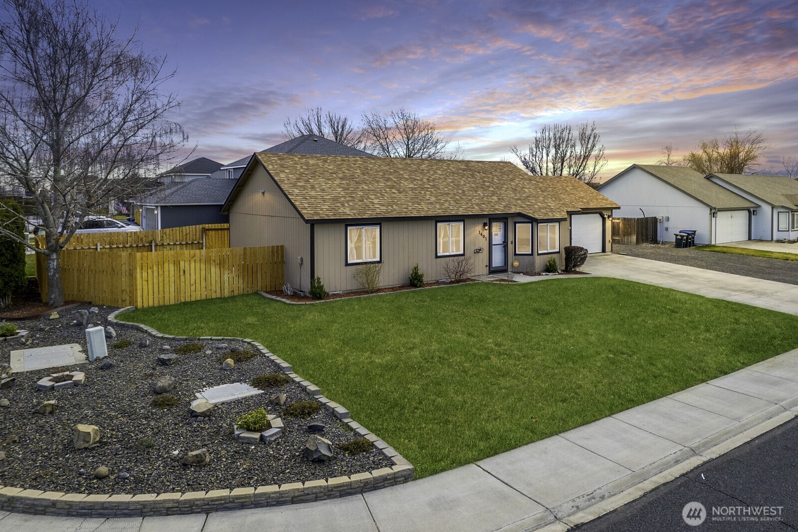 1401 South Hamilton Road Moses Lake, WA 98837 - Photo 2 of 38