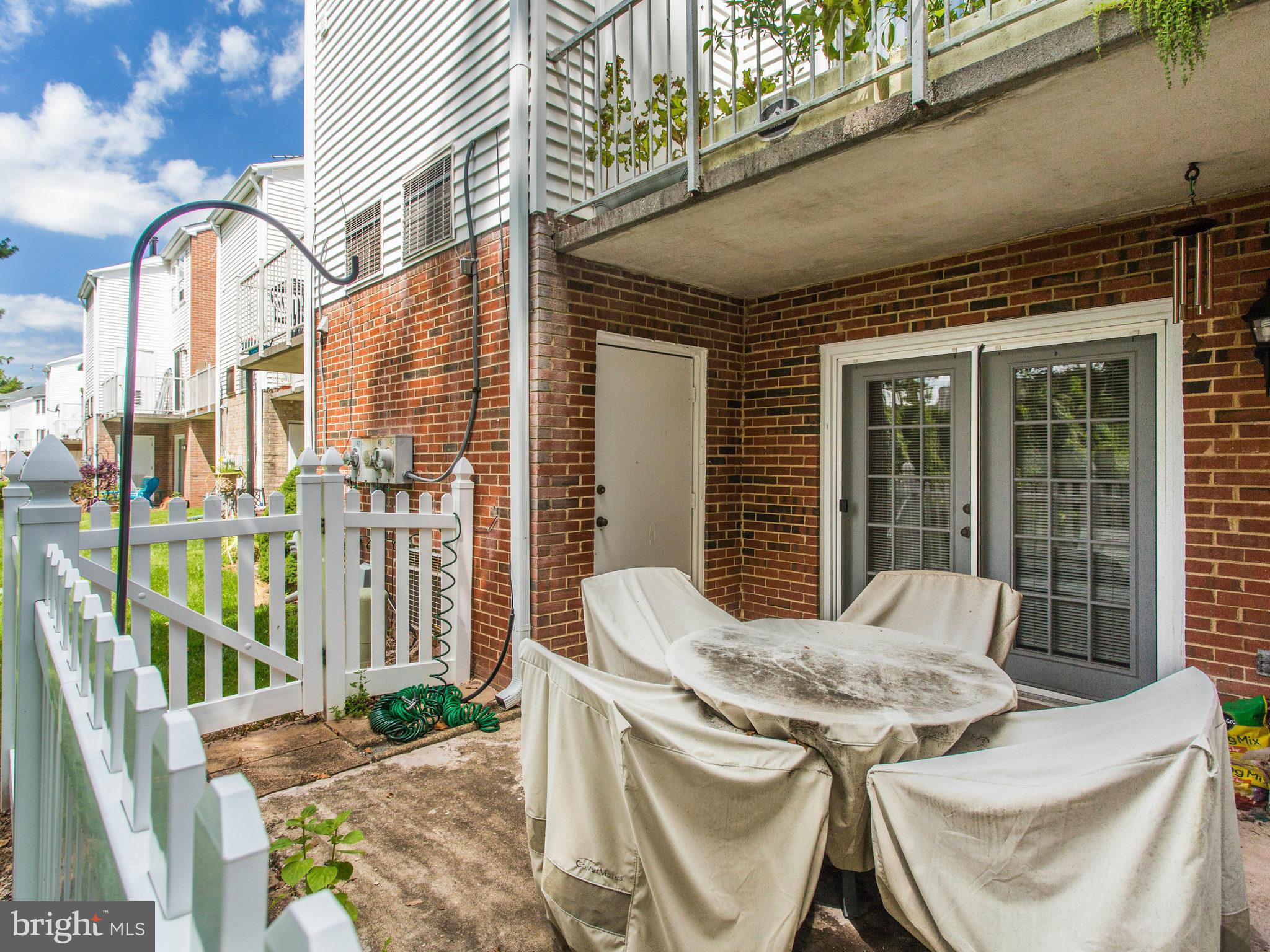 14445 Golden Oak Road, Unit 14445 Centreville, VA 20121 - Photo 26 of 30 Patio