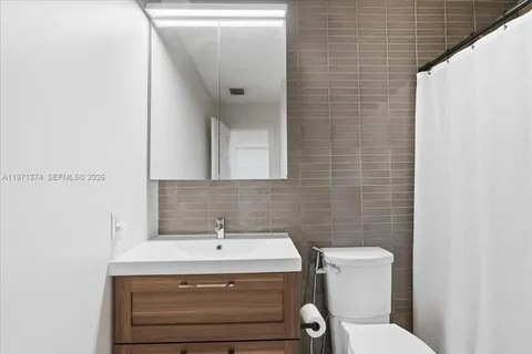 $999,999 | 6140 Southwest 62nd Street, South Miami, FL 33143