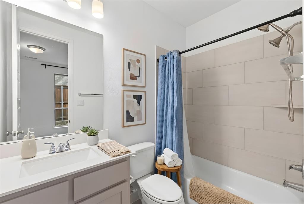 2412 Song Sparrow Ln. McKinney, TX 75071 - Photo 16 of 27 This photo is virtually staged