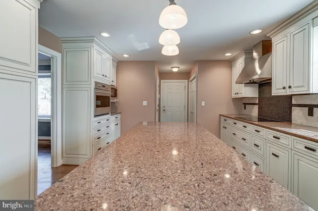 $499,000 | 209 Fairway Drive, Louisa, VA 23093