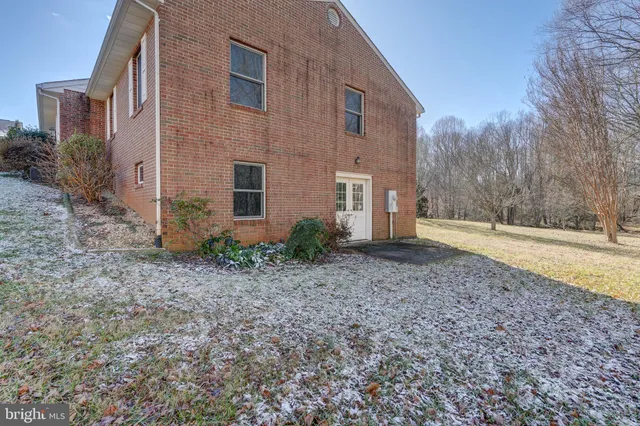 $499,000 | 209 Fairway Drive, Louisa, VA 23093