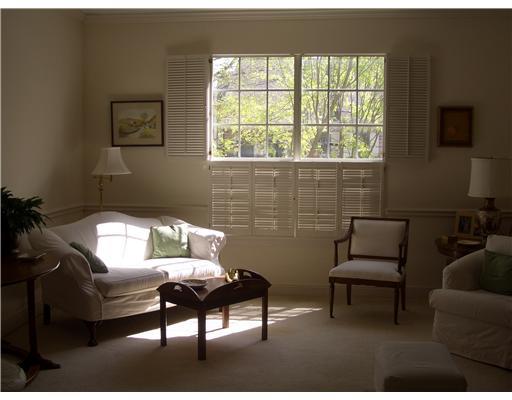 300 Rue St Peter Metairie, LA 70005 - Photo 5 of 12 Gallery Image 5