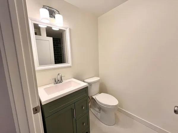 $470,000 | 184 East Redrock Drive, Burlington, VT 05401