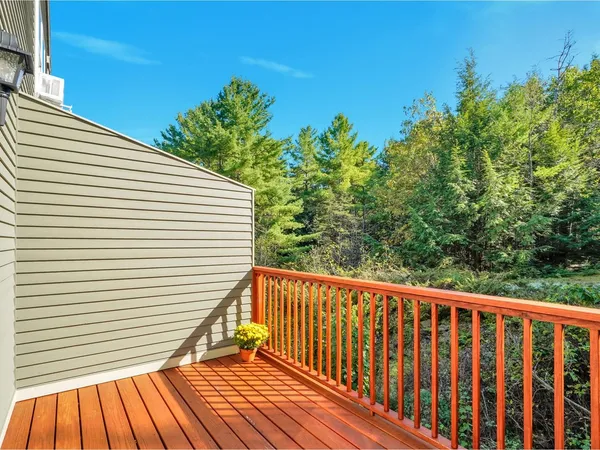 $470,000 | 184 East Redrock Drive, Burlington, VT 05401