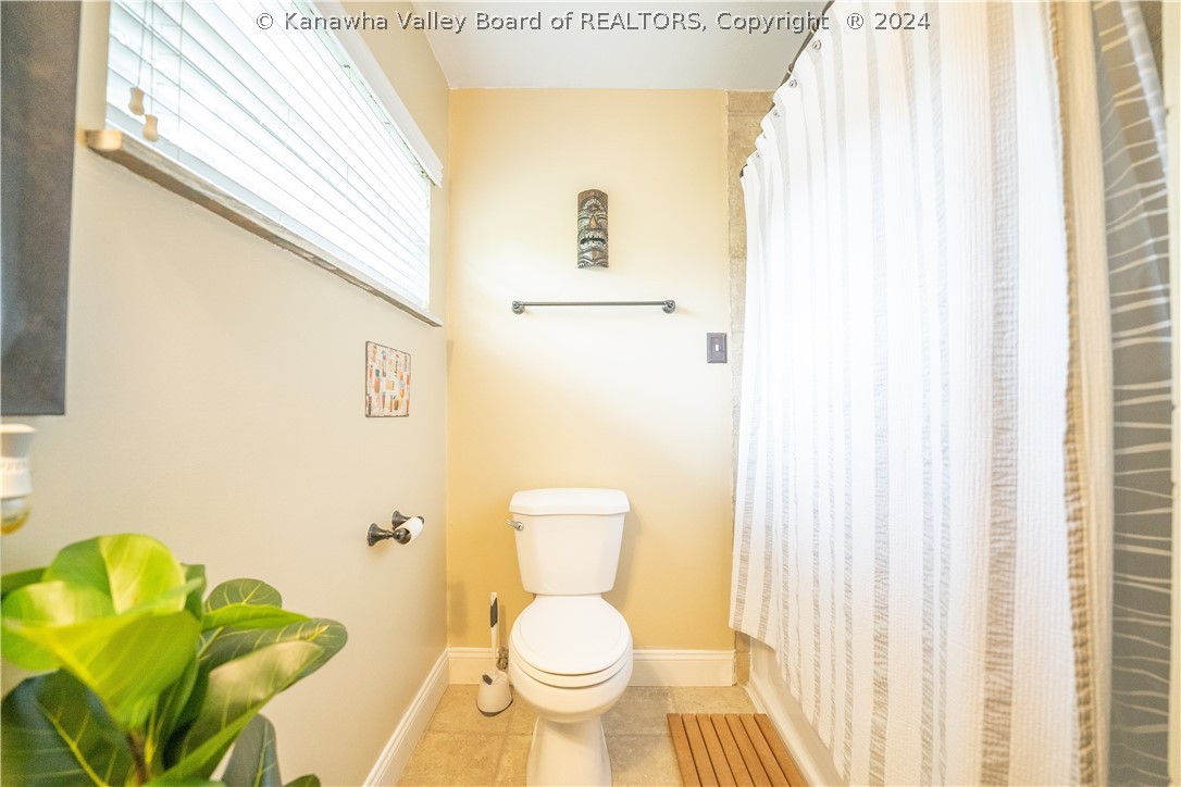 1718 Smith Road Charleston, WV 25314 - Photo 18 of 38 Gallery Image 18