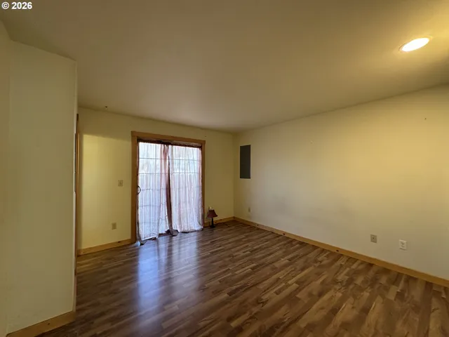 $289,900 | 201 Main Street, Spray, OR 97874