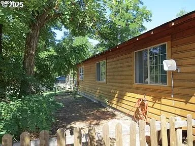 $289,900 | 201 Main Street, Spray, OR 97874