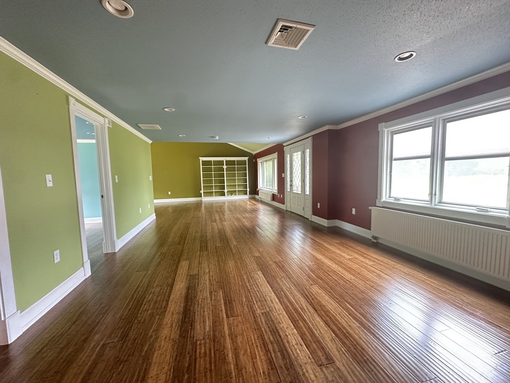 36 Crescent Drive Ludlow, MA 01056 - Photo 10 of 32