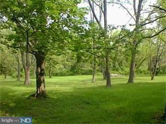 448 Antietam Road Reading, PA 19606 - Photo 3 of 11