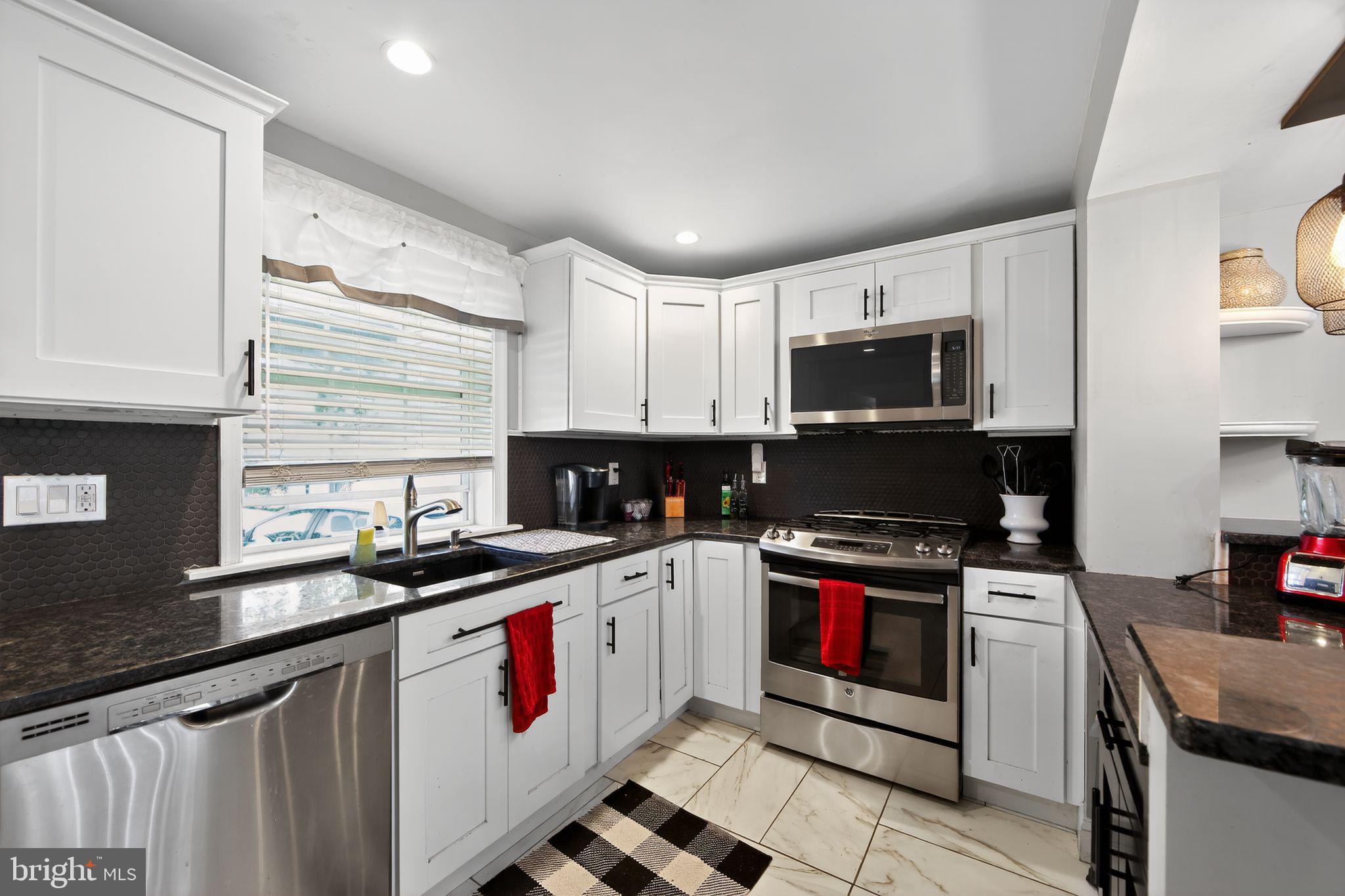 637 Hawarden Road Springfield, PA 19064 - Photo 12 of 36