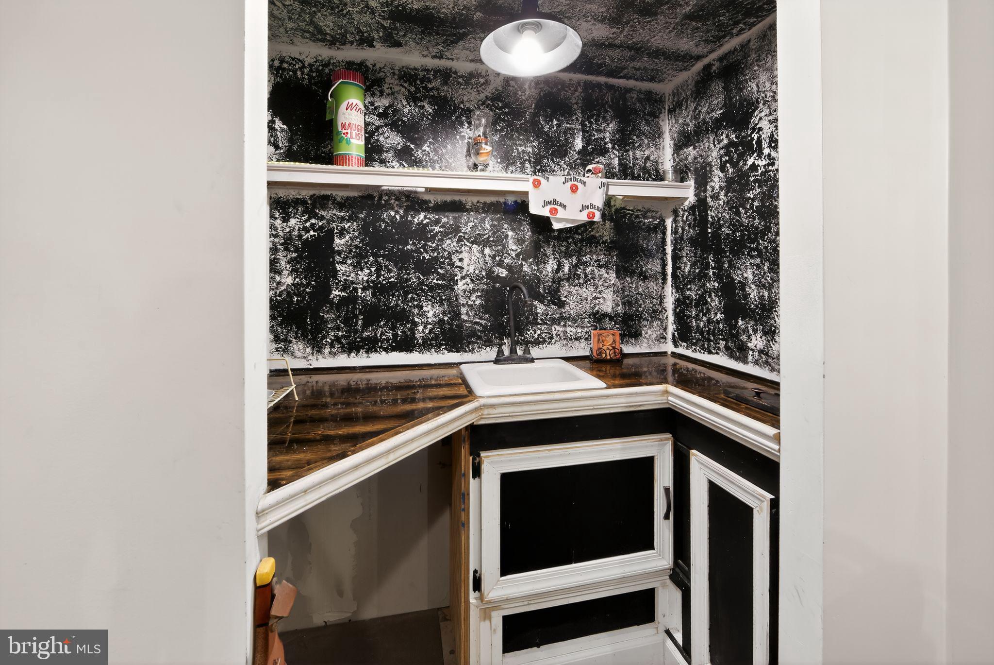 637 Hawarden Road Springfield, PA 19064 - Photo 24 of 36