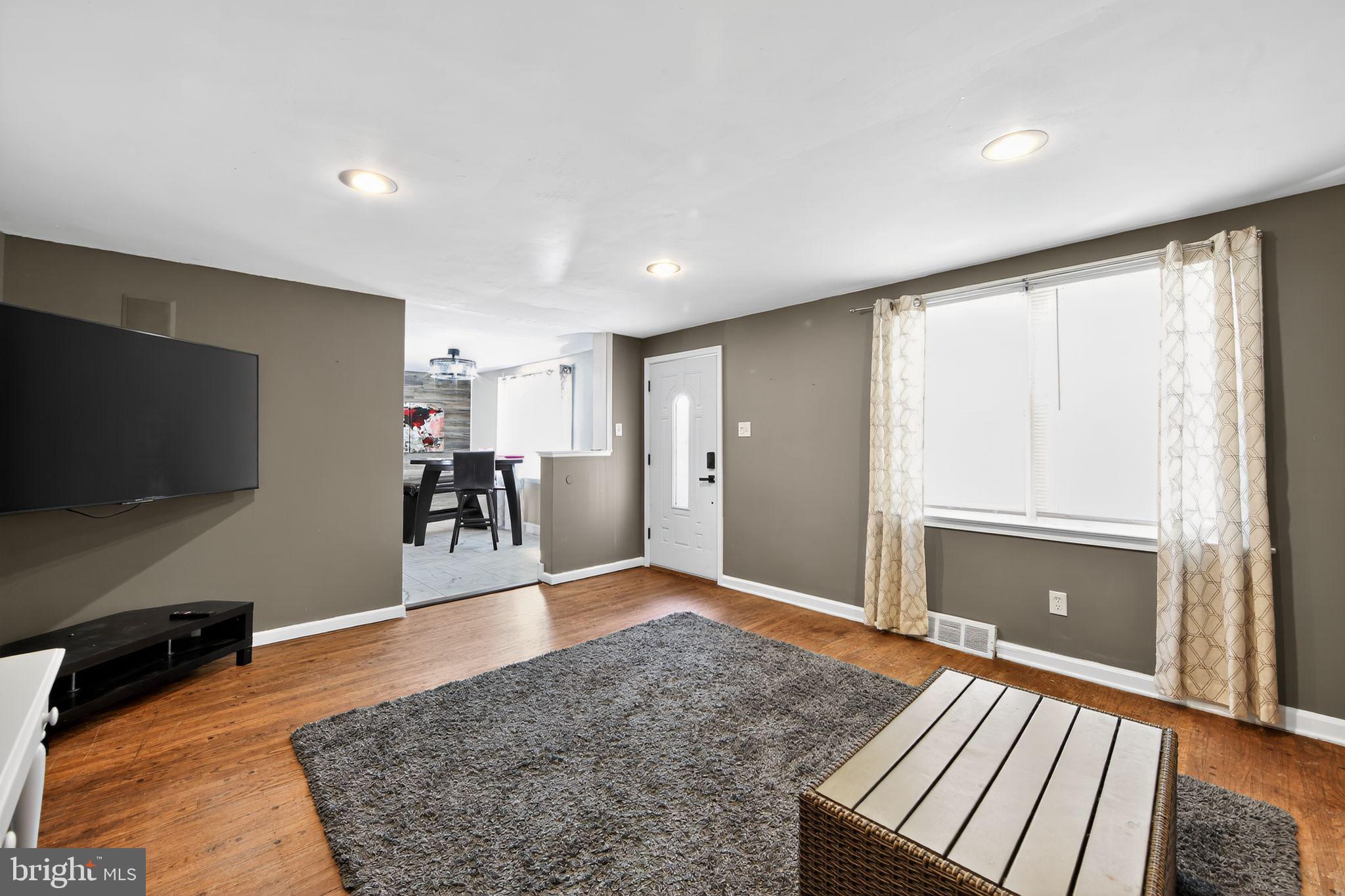 637 Hawarden Road Springfield, PA 19064 - Photo 9 of 36