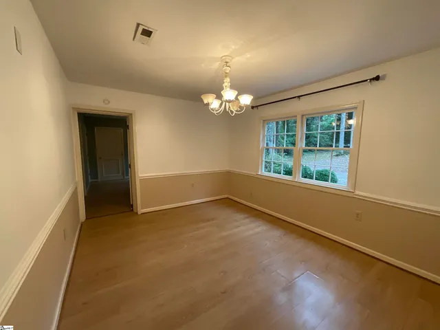 $1,788 | 42 Clarendon Avenue, Greenville, SC 29609