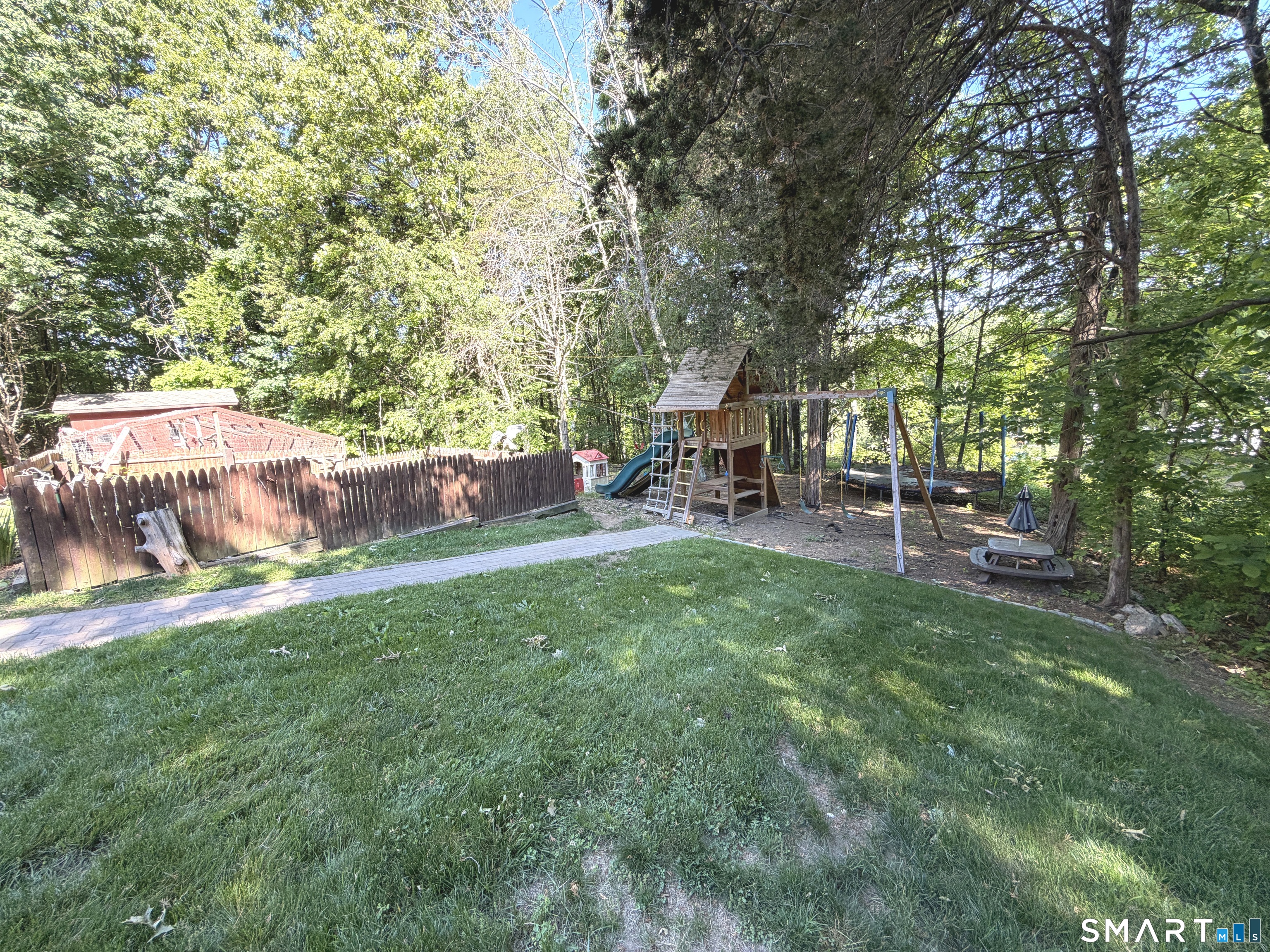 117 Brushy Hill Road Newtown, CT 06470 - Photo 8 of 38