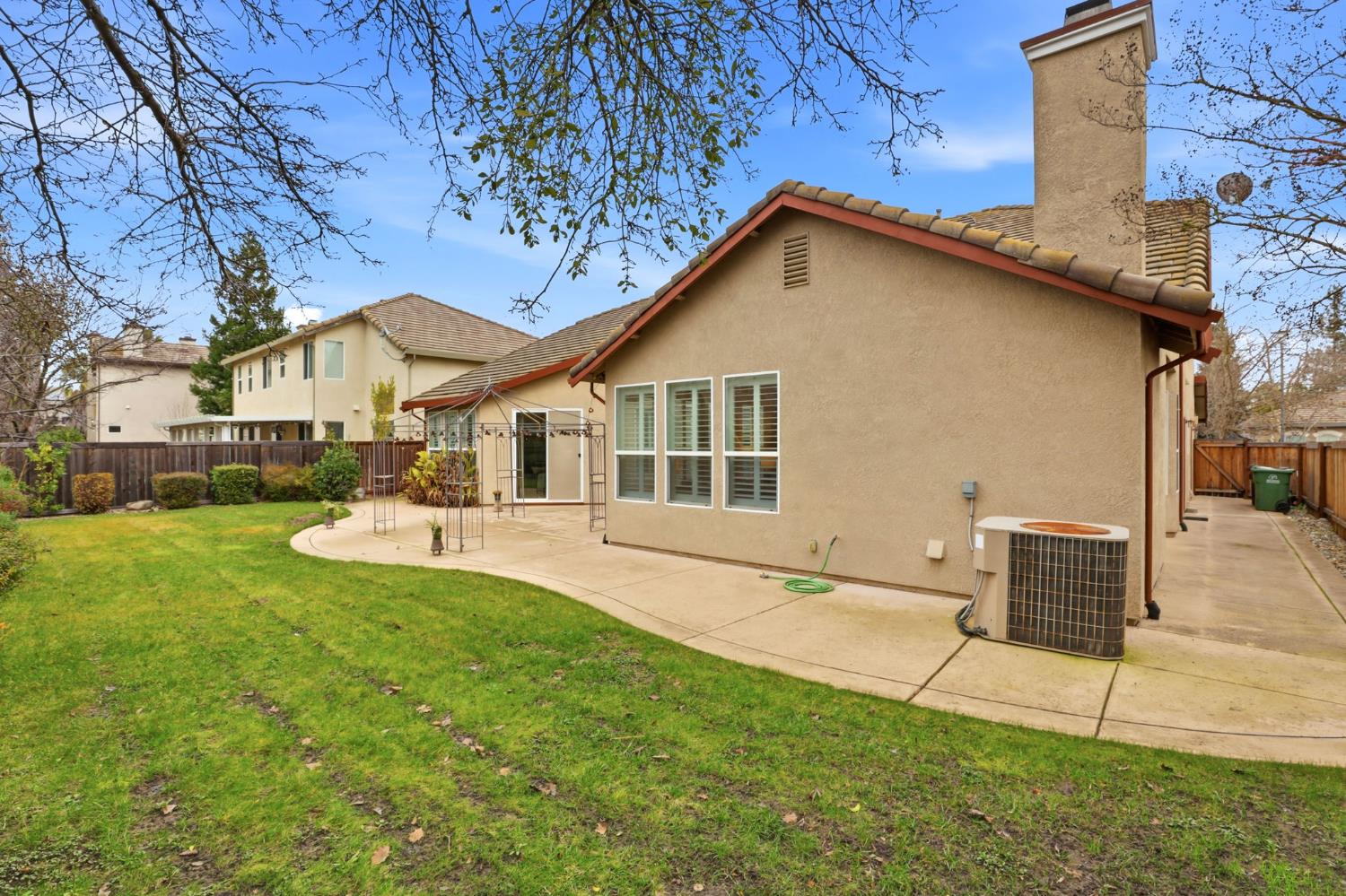 2624 West Pintail Way Elk Grove, CA 95757 - Photo 47 of 65 a view of a house with a patio