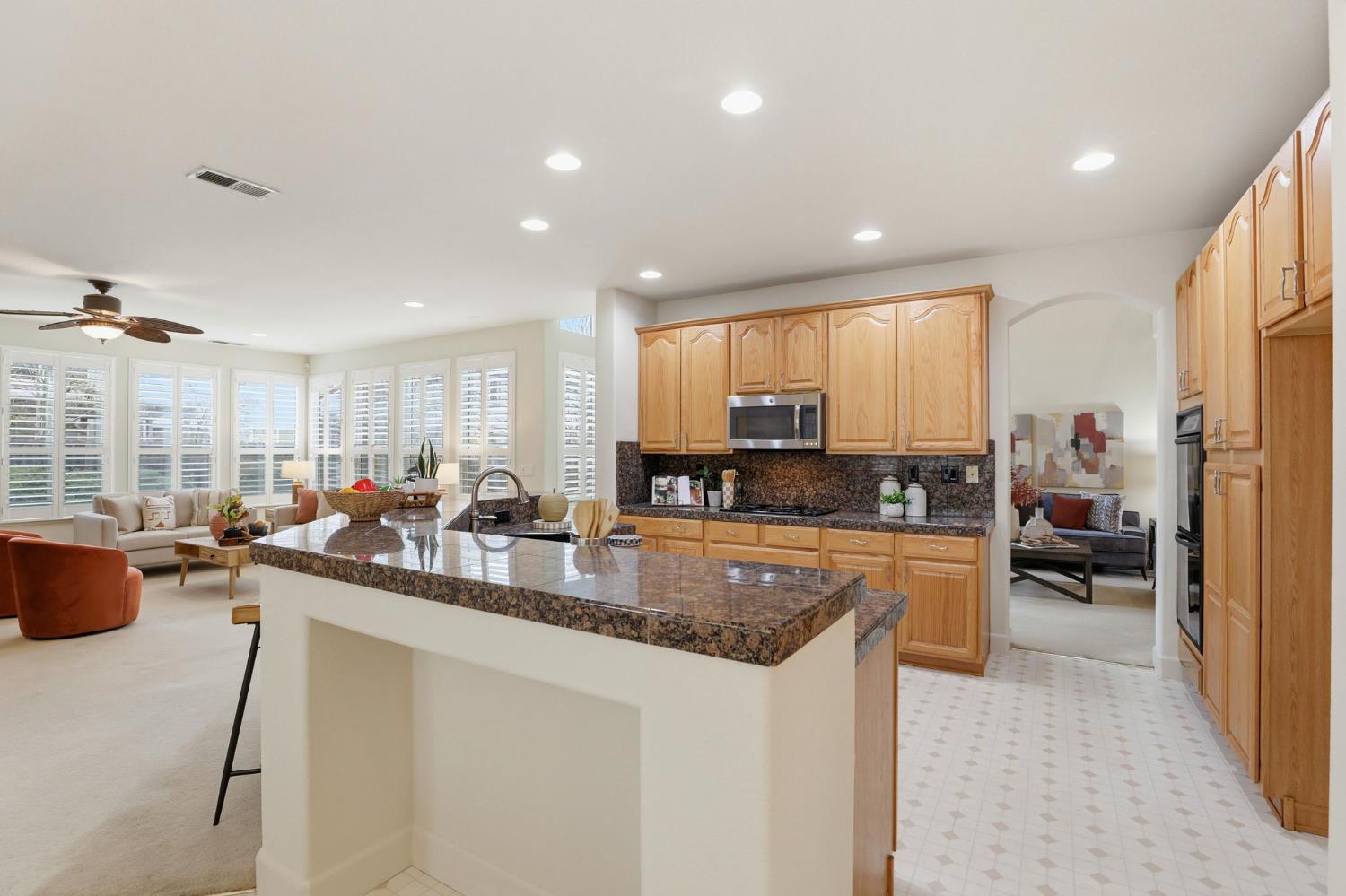 2624 West Pintail Way Elk Grove, CA 95757 - Photo 8 of 65