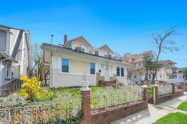 $1,500,000 | 109-27 196th Street | Hollis