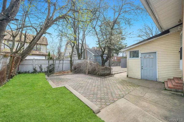 $1,500,000 | 109-27 196th Street | Hollis