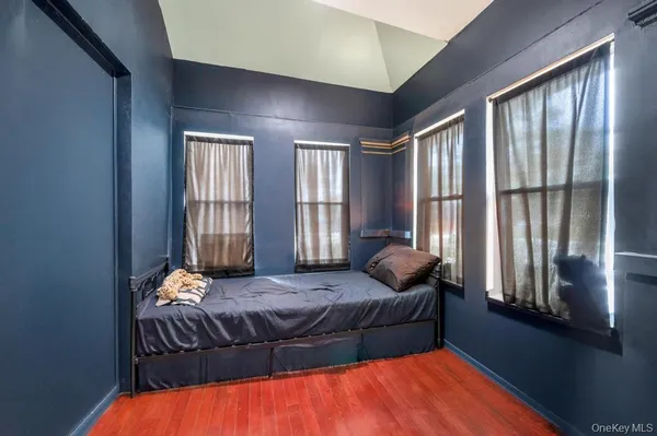 $1,500,000 | 109-27 196th Street | Hollis